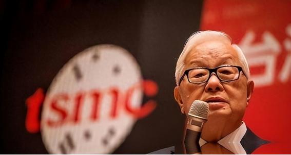 台积电创办人张忠谋，受访时再度语出惊人：“我确实认为，我的国家——美国，仍是世界