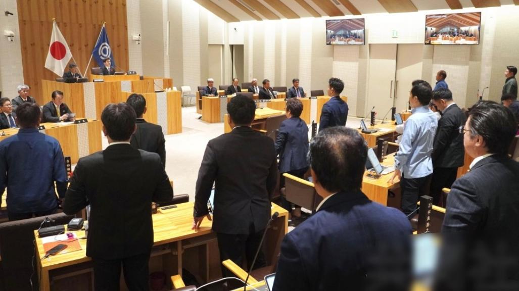 日本已做好准备，将强行登陆钓鱼岛，设置行政地标

那个名为“石垣”的日本市议会又