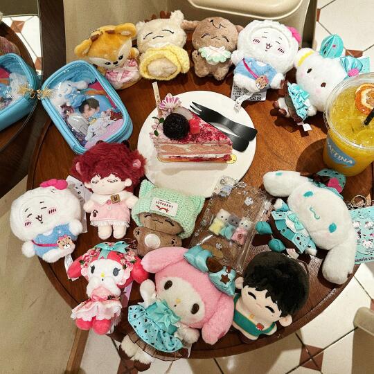 👗一桌子香喷喷的娃🍫