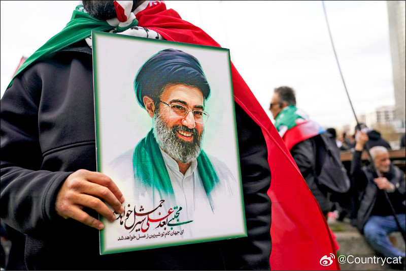 传穆吉塔巴重伤被送往莫斯科治疗，普京被指为其提供“安全保护”海外新鲜事美以伊冲突