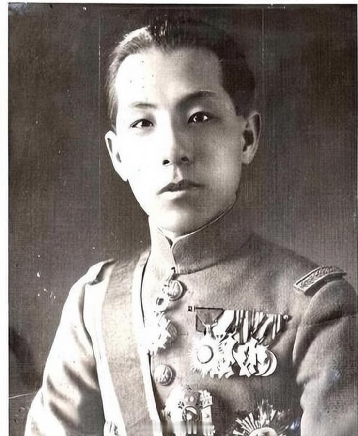 “一代枭雄”张学良。不愧是“民国四帅”之一！