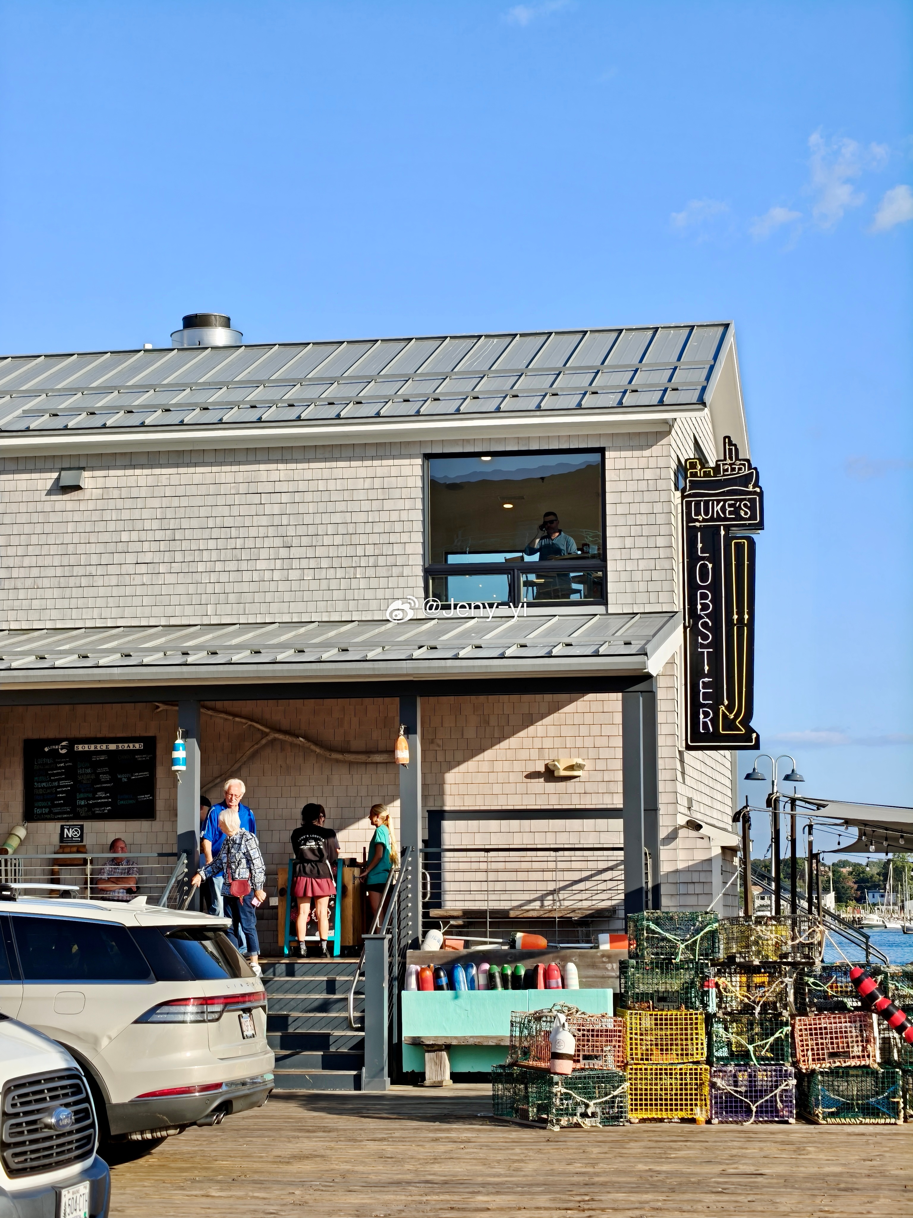 一不小心又遇上了Luke’s lobster，老店重逢决定再去吃一餐。这家海边店