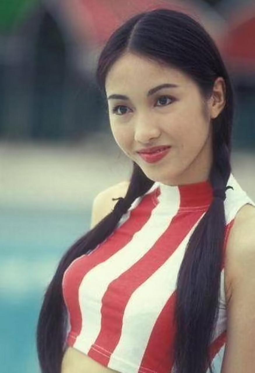 港风女神，永远的赵敏——黎姿


黎姿不仅演技和颜值双在线，她在事业巅峰时期，为