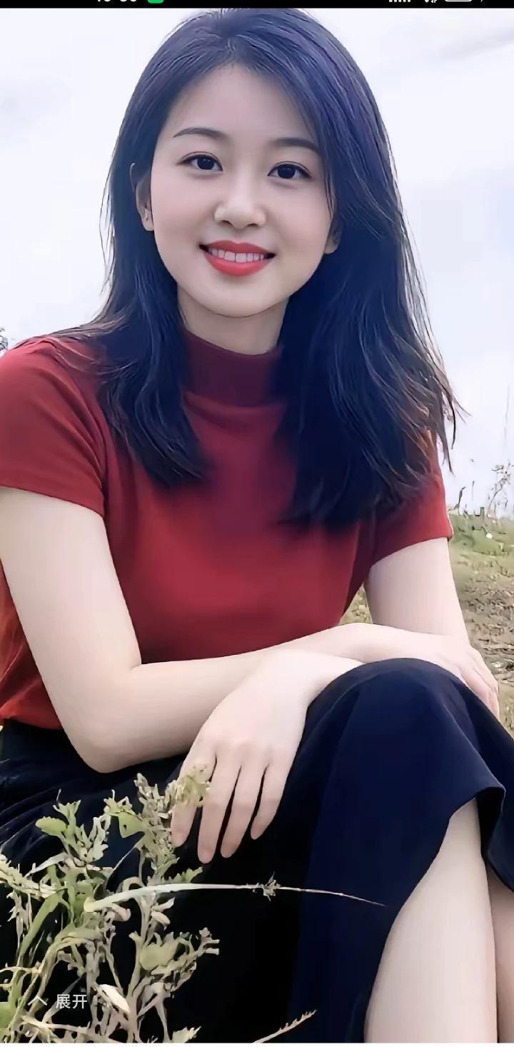 清江引·求缘
美娘生得花模样，
越看心摇荡。
阿哥光棍身，
只盼红媒掌，
牵段良