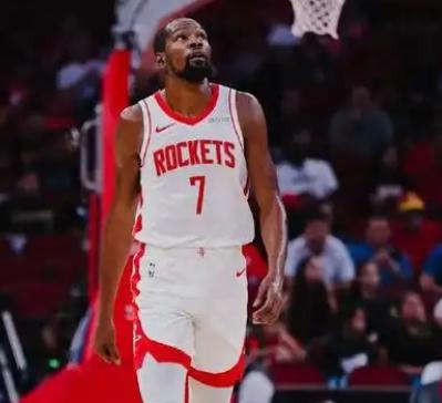 北京时间10月22日07：30，明天的NBA揭幕战，火箭客场PK雷霆！这一场比赛