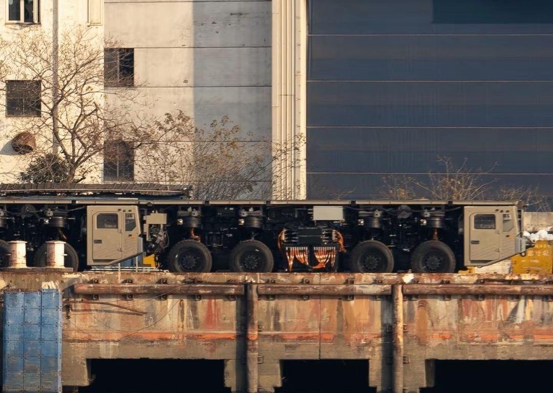 陆基无人机电磁弹射器。。。中国军工只要产业化之后，啥高科技都能干成白菜价烽火问鼎