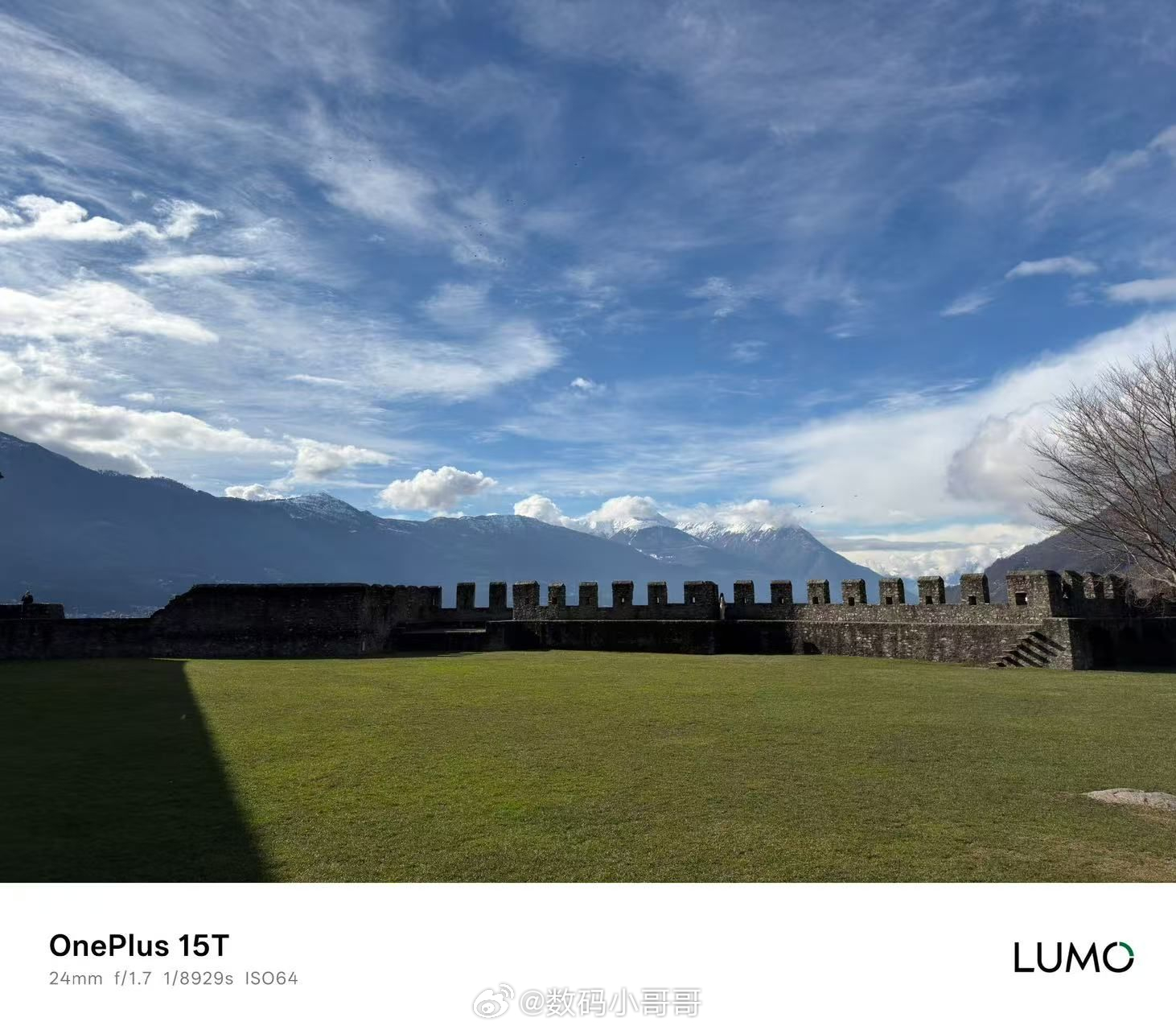 李杰今天这条爆料信息量真不小，直接拉满了我对 一加15T影像的期待值。我一直觉得