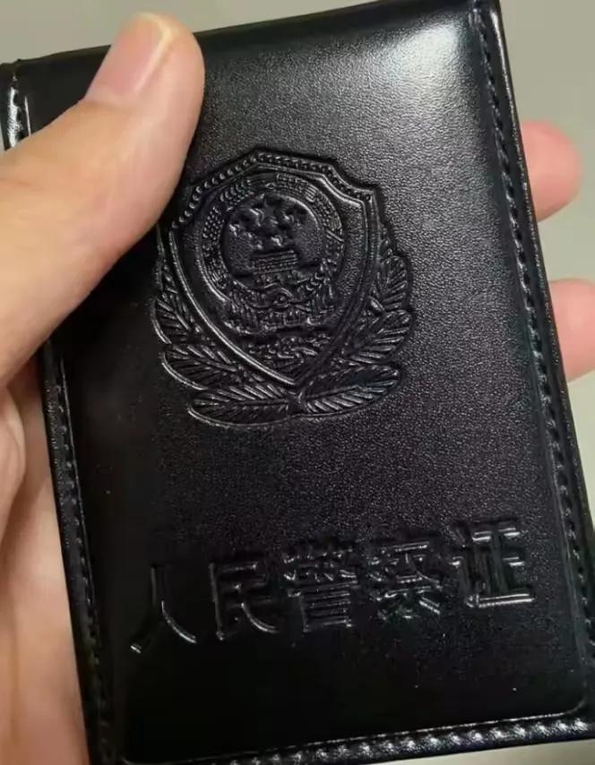 我从工人转身警察之路！
上世纪90年代，我技校毕业，分配到一家大型国有企业，我们