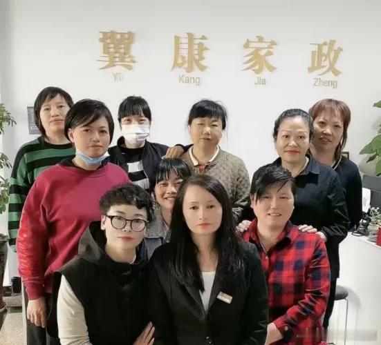台州仙居草根女性的逆风向善路 当年命悬一线被陌生老人拉回人间，如今张永飞把这份恩