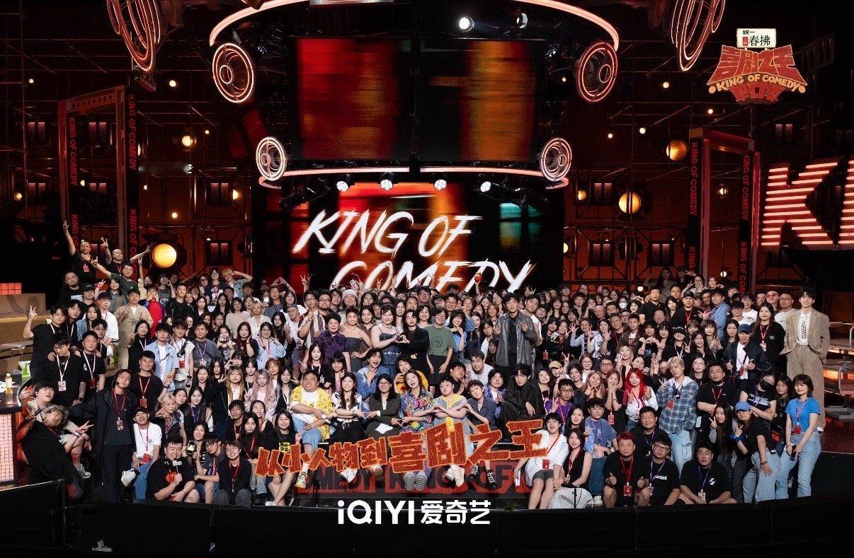 杨蒙恩 脱口秀陪我们从四季到一生 下周就是《喜剧之王单口季》总决赛了，再听杨蒙恩