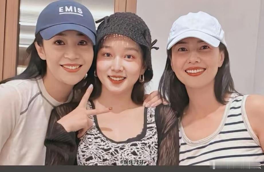 原来高圆圆夏露认识啊，夏露还是太低调了，她圈子还是很高端的 只是低调而已。她俩是