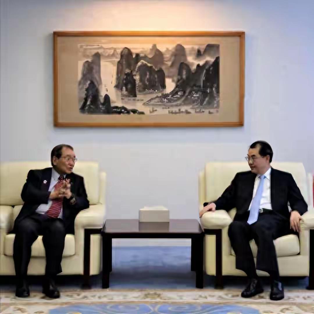 日本商界急着访华，但中方一句话让他们瞬间安静了