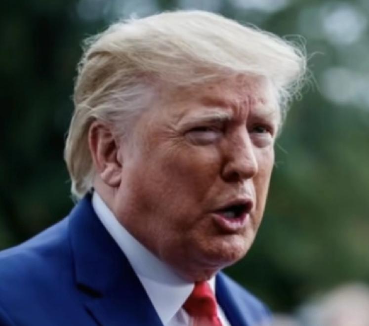 说白了特朗普就是想给自己对伊动武找借口，拿前总统当噱头，显得自己对伊行动多合理。