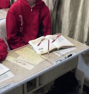 你不知道一个人在不想听课的时候创造力能有多强
