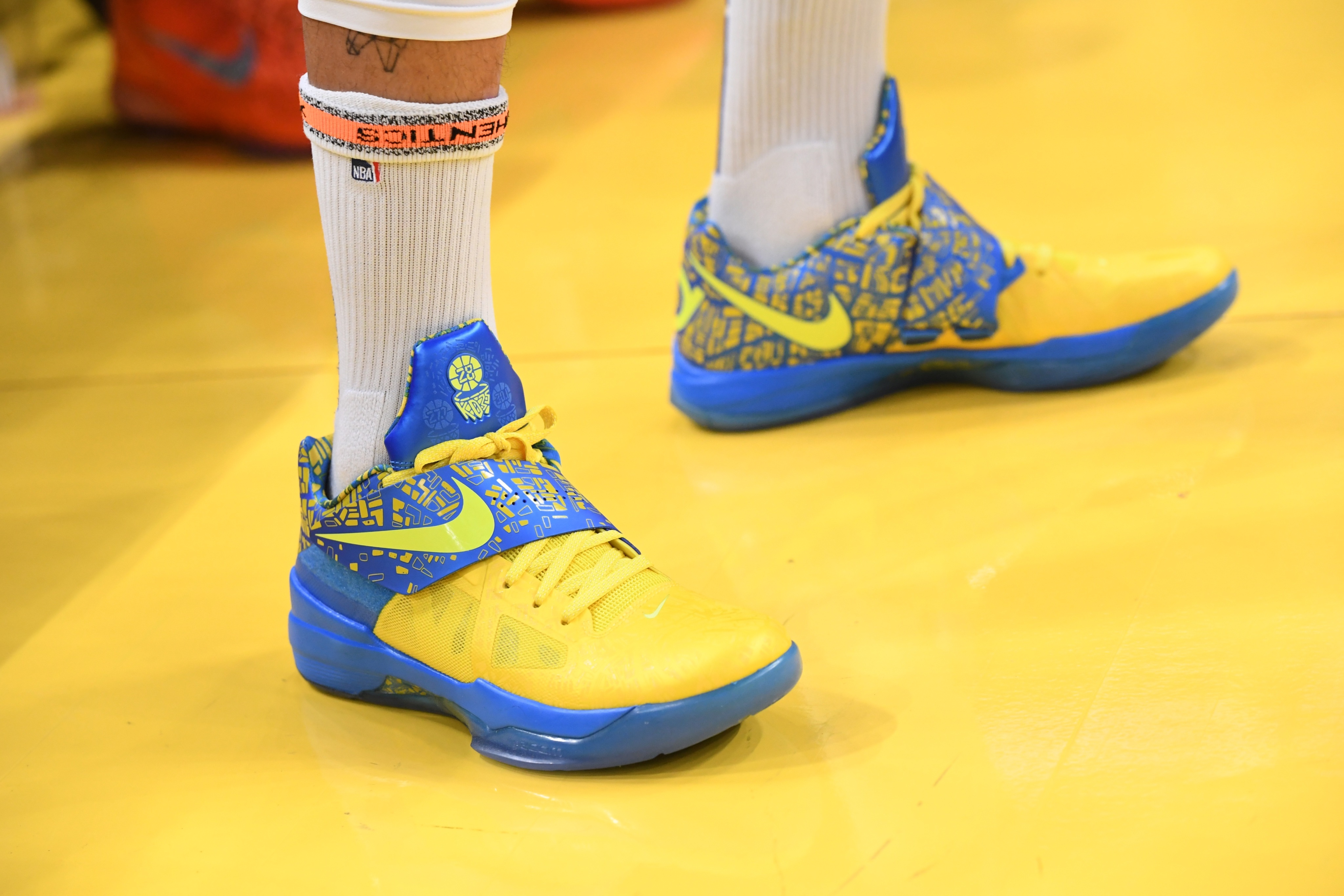 NBA Stephen Curry FREEHDNBA球鞋分享