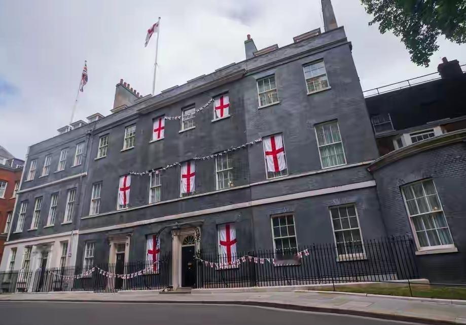 雪中送炭反遭背刺！中企砸12亿救活英钢，英国立法强行收归国有…
 
谁能想到东郭