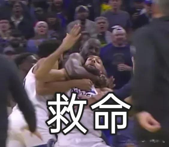 有病吧？格林真是又脏又臭！戈贝尔劝架直接被格林锁喉！格林遭驱逐，赛后格林还要被追