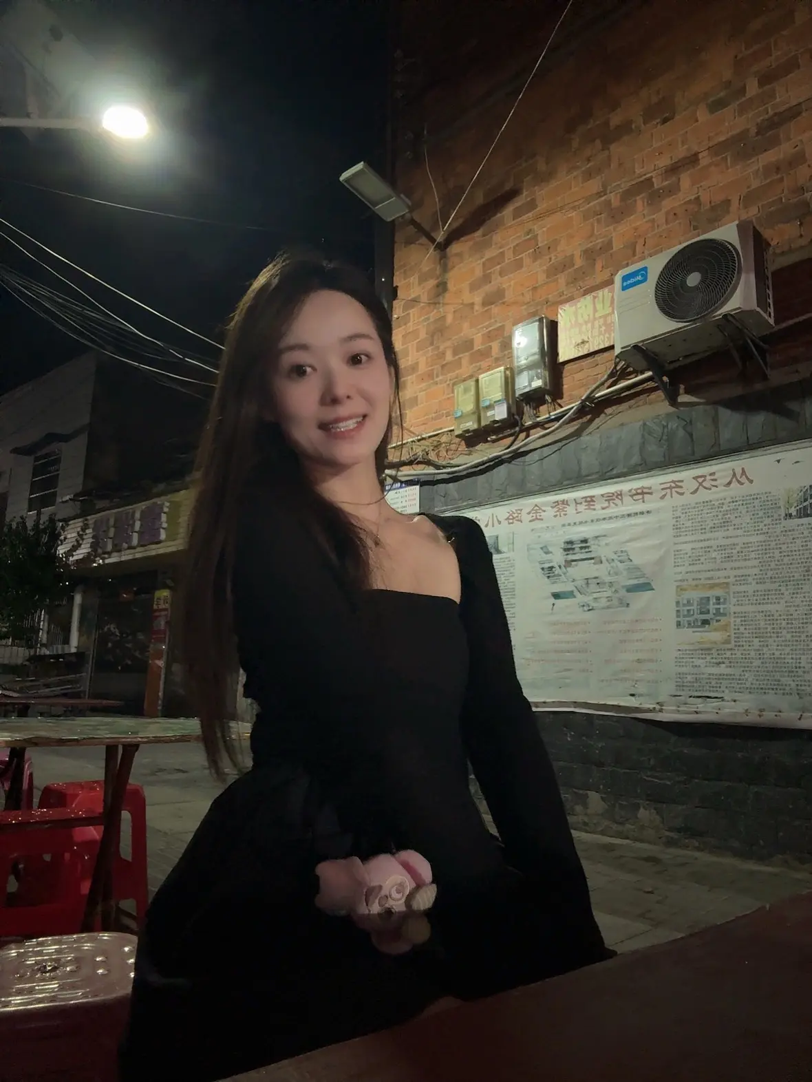 我印象中槐花不应该是清明后开么？为什么这个季节会有槐花？德安中路一条都是🙀
