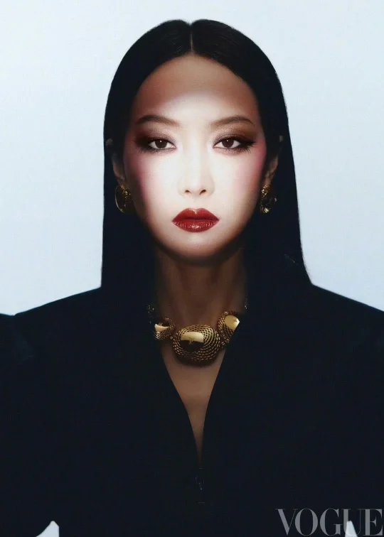 OMG❗️不愧是LV女郎，鲨疯了！