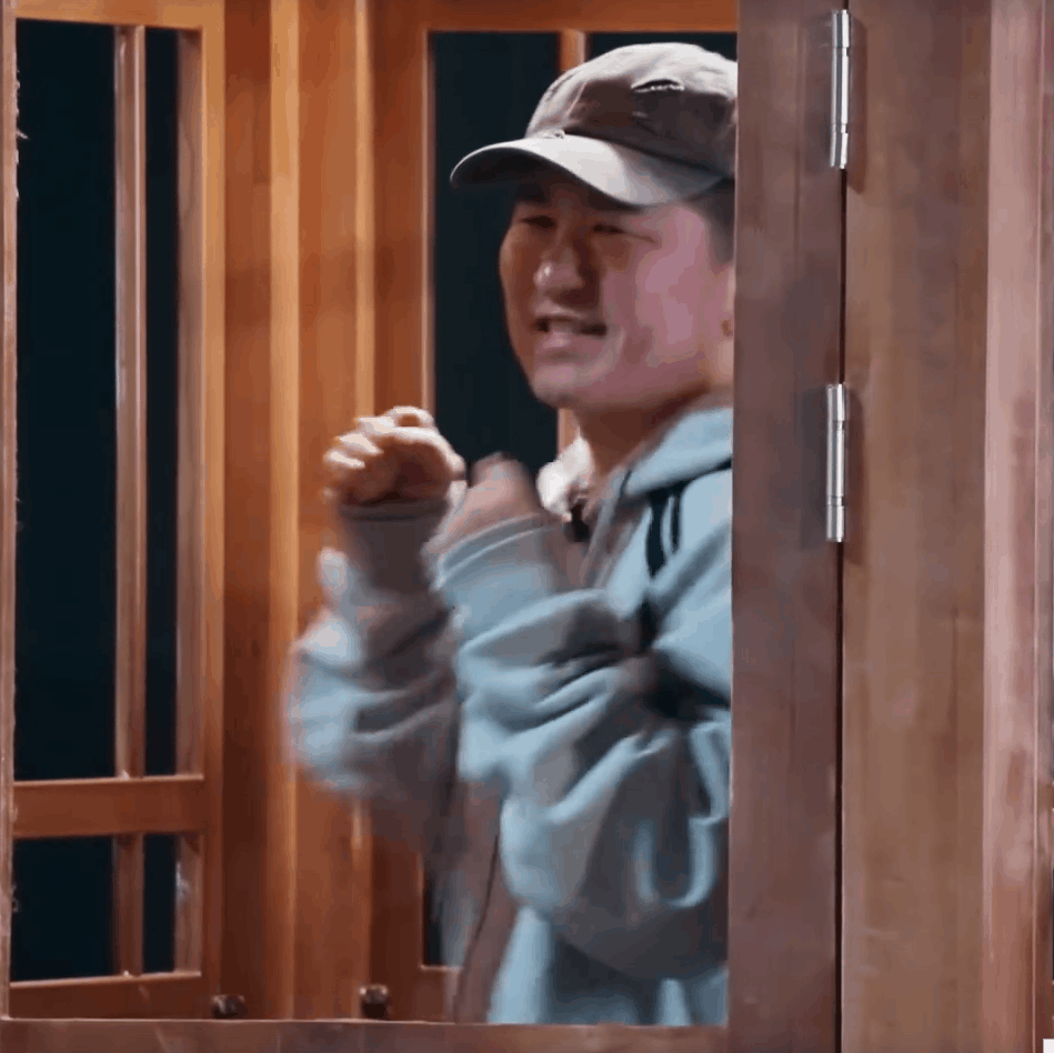 #这还是我认识的张大大吗#张大大对待身边人非常真诚，不愧是我唯一的人脉，而且游戏