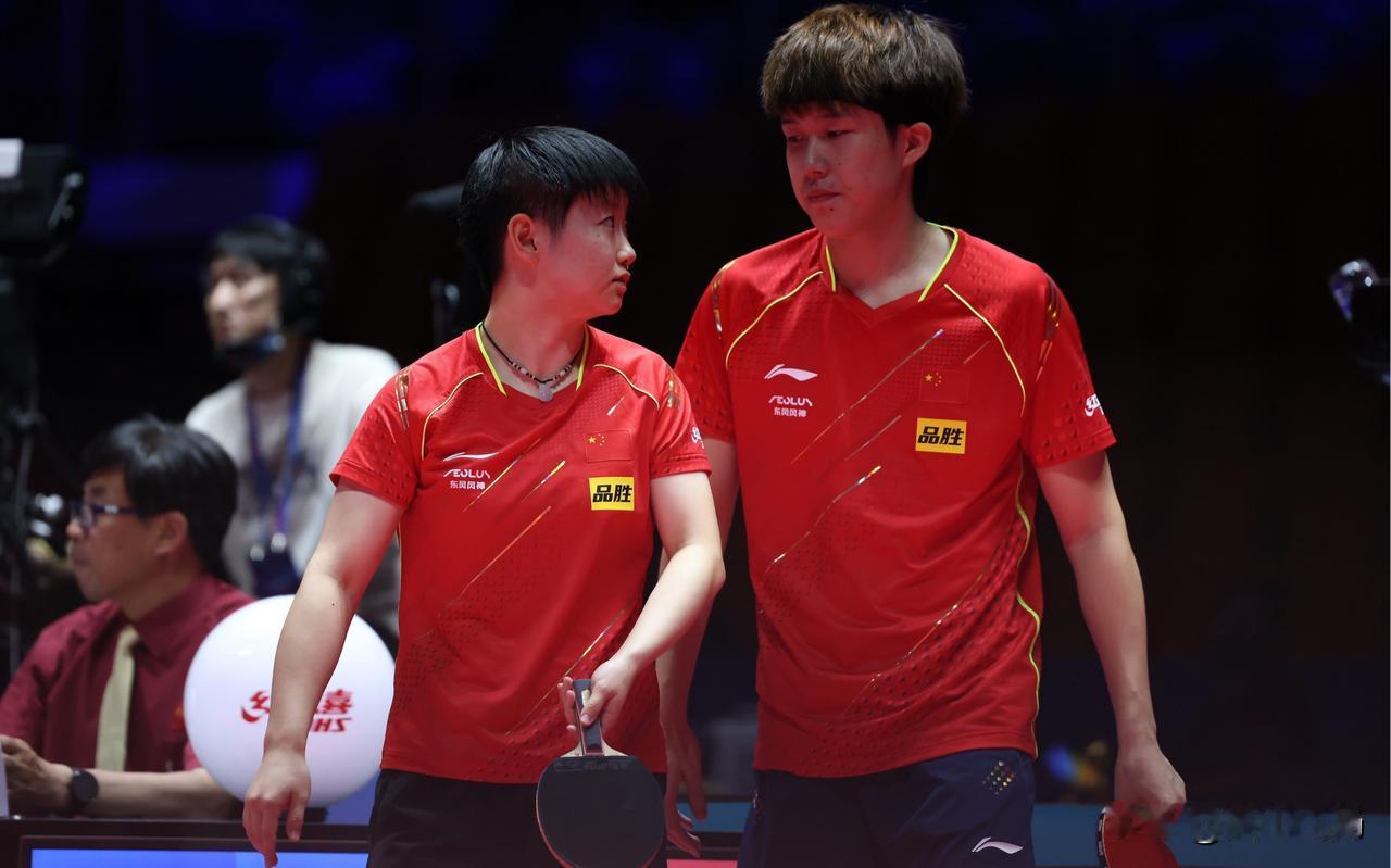 成都混合团体世界杯，国乒取得开门红！
成都混合团体世界杯比赛首日，国乒迎战本组实