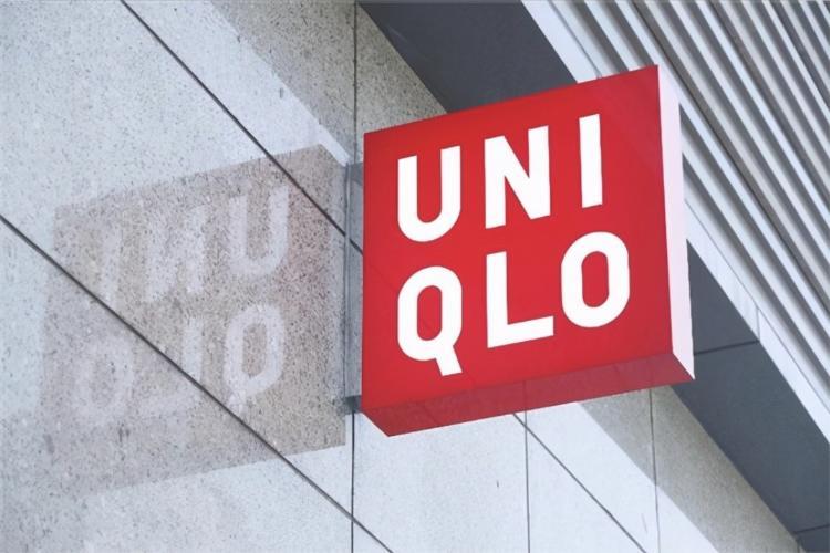 优衣库回应门店下达偷拍顾客指标 近日，优衣库部分门店被曝下达“偷拍顾客”指标，引