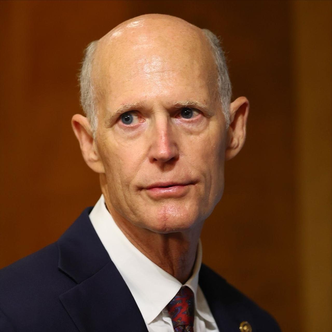 共和党参议员里克·斯科特已立即开始起草法案，以响应川普总统的要求，将奥巴马医改的