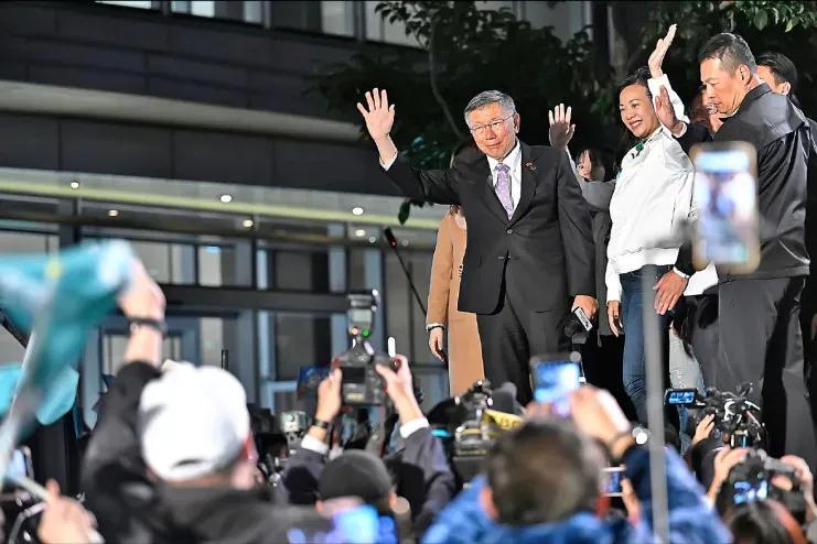 【这次岛内“大选”，不是拔头筹的赖清德，而是末尾的柯文哲】
这次选举虽然赖清德拿