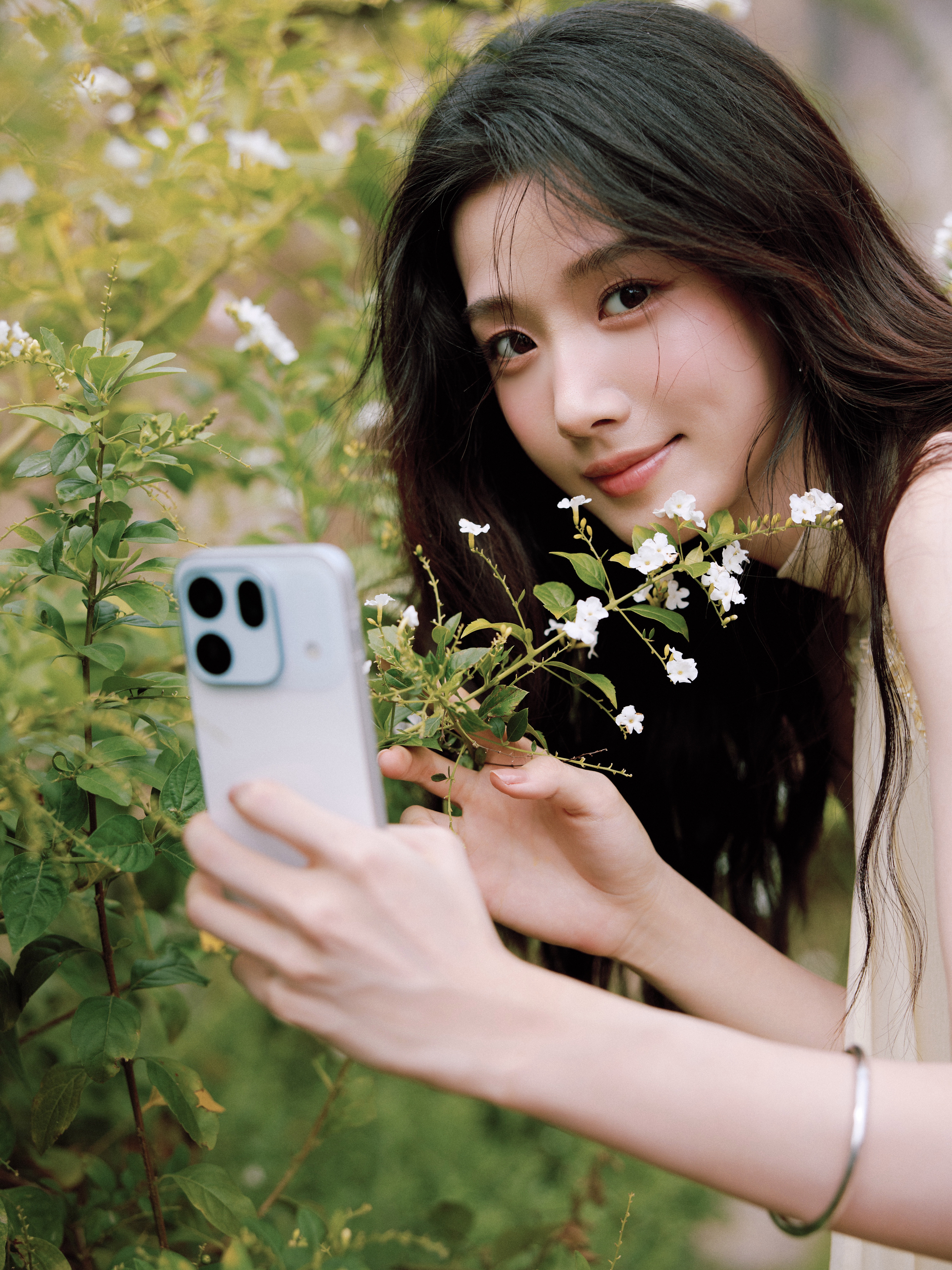 卢昱晓 
