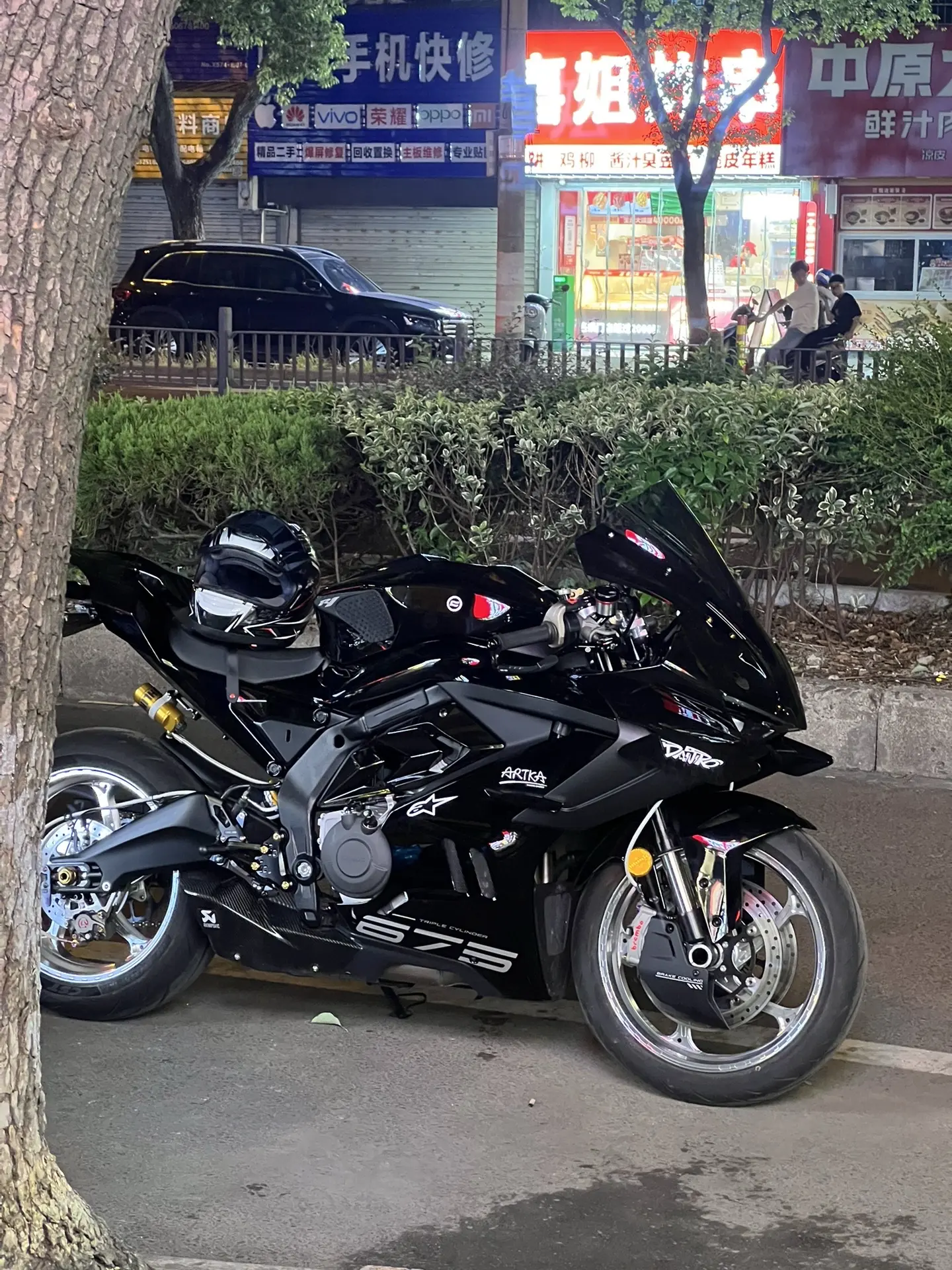 全国首台675SR改金色避震案例