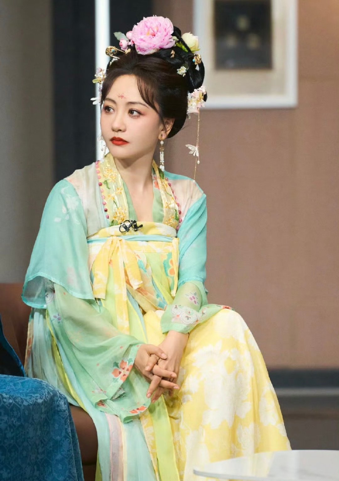 杨蓉小宫女把我干哪一年了 谁能逃过蓉宫女的回忆杀？杨蓉亲自带我们梦回起点，十年陪