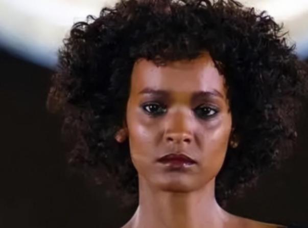 “只有进行割礼，才拥有贞洁。”所谓割礼，就是用刀割下女子身体的一部分，原以为只是