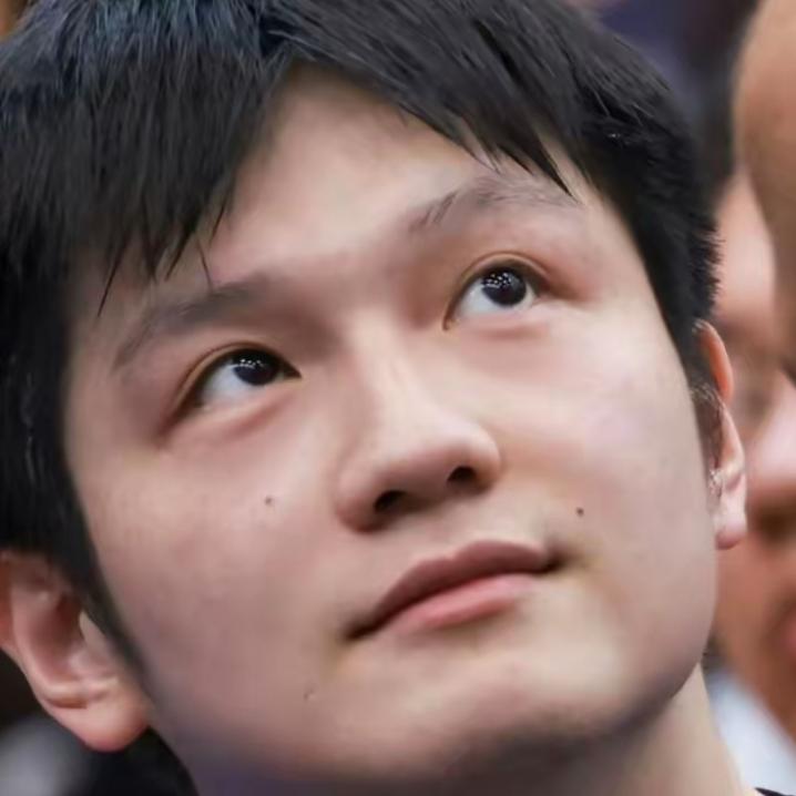 樊振东多厉害啊，各方面都顶尖，连不少外国球员和教练都夸他，可为啥在国内就有些人心