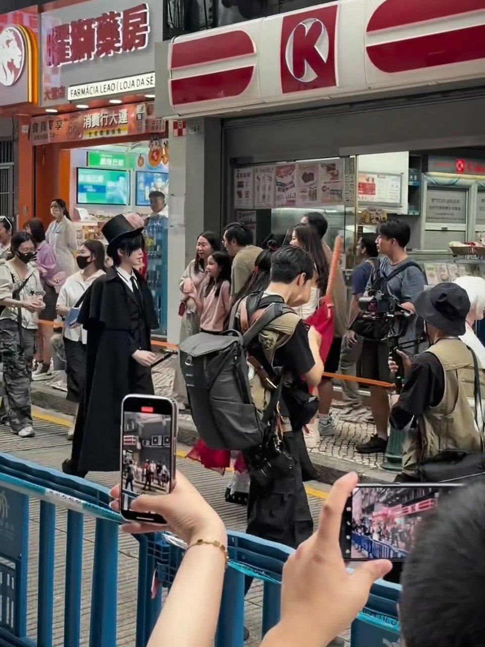 以为是旅游结果是漫游澳门这趟，旅游变漫游，满街都是本命元素太快乐 