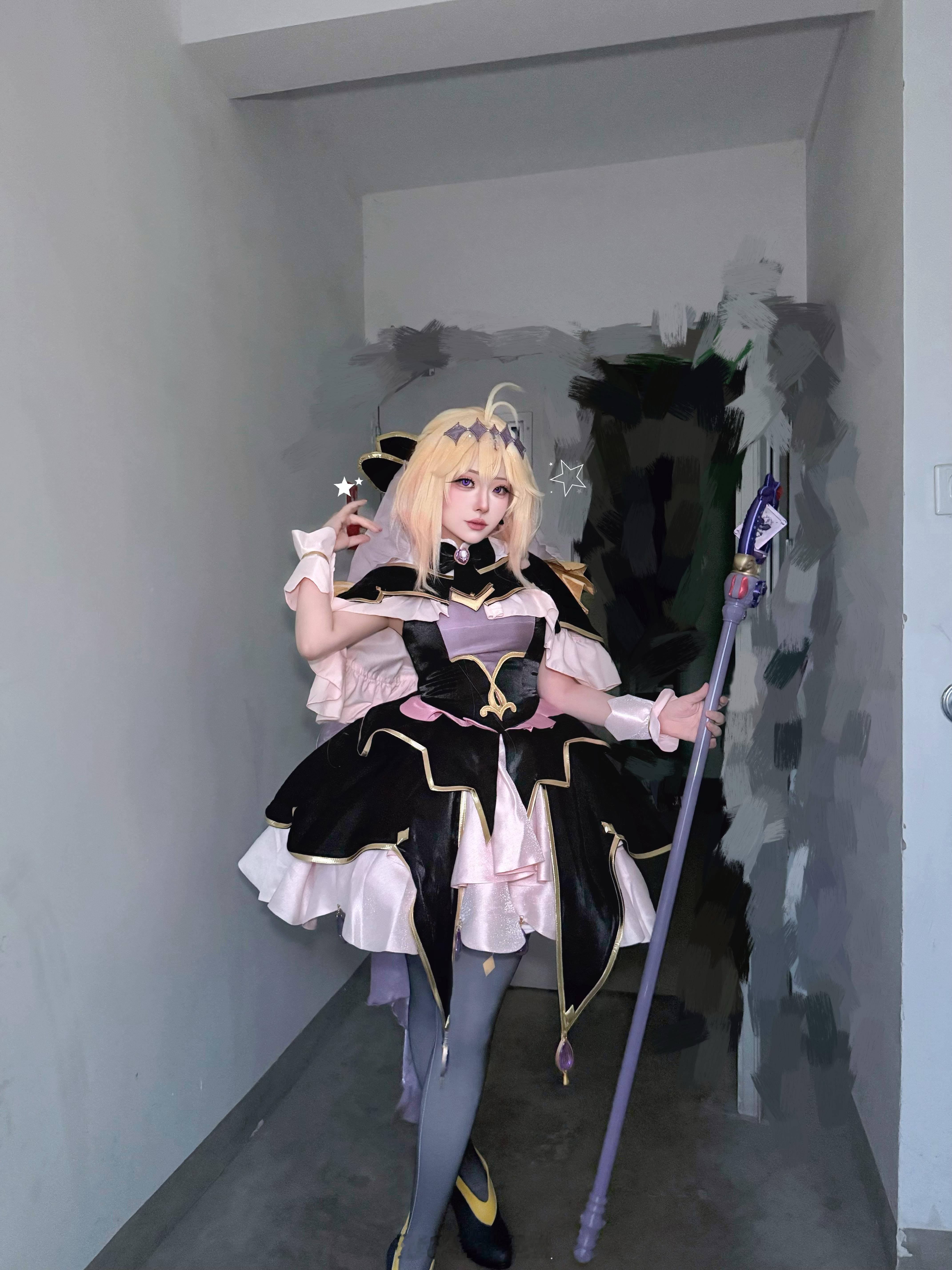 最近玩爽了 完全忘记发微博了 