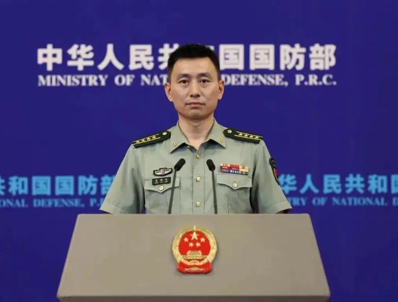 中国首次以“武力”方式向美国释放强烈信号！特朗普刚批准对台军售，转眼间中国便以最