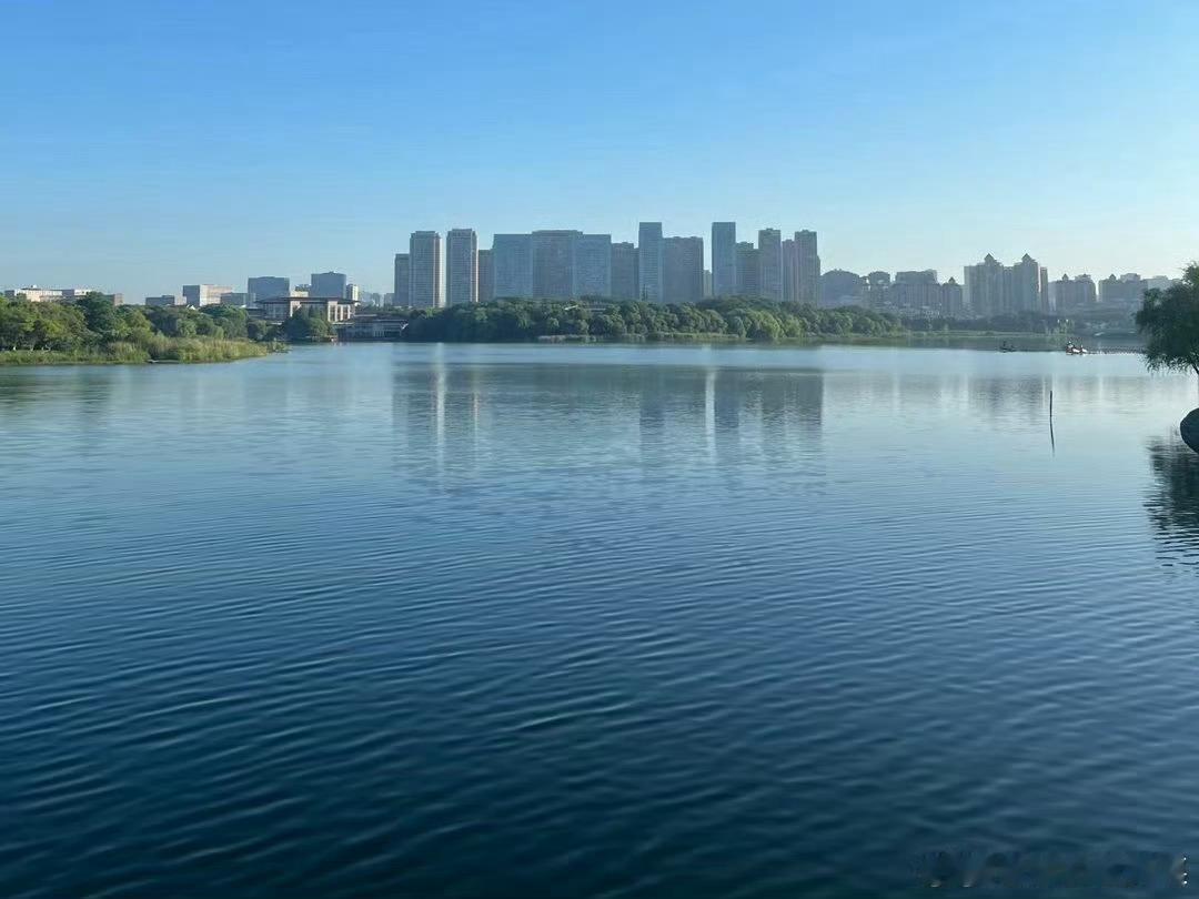 合肥翡翠公园游玩出行攻略【📍翡翠公园】🚇出行指南：乘坐合肥轨道7号线至翡翠公