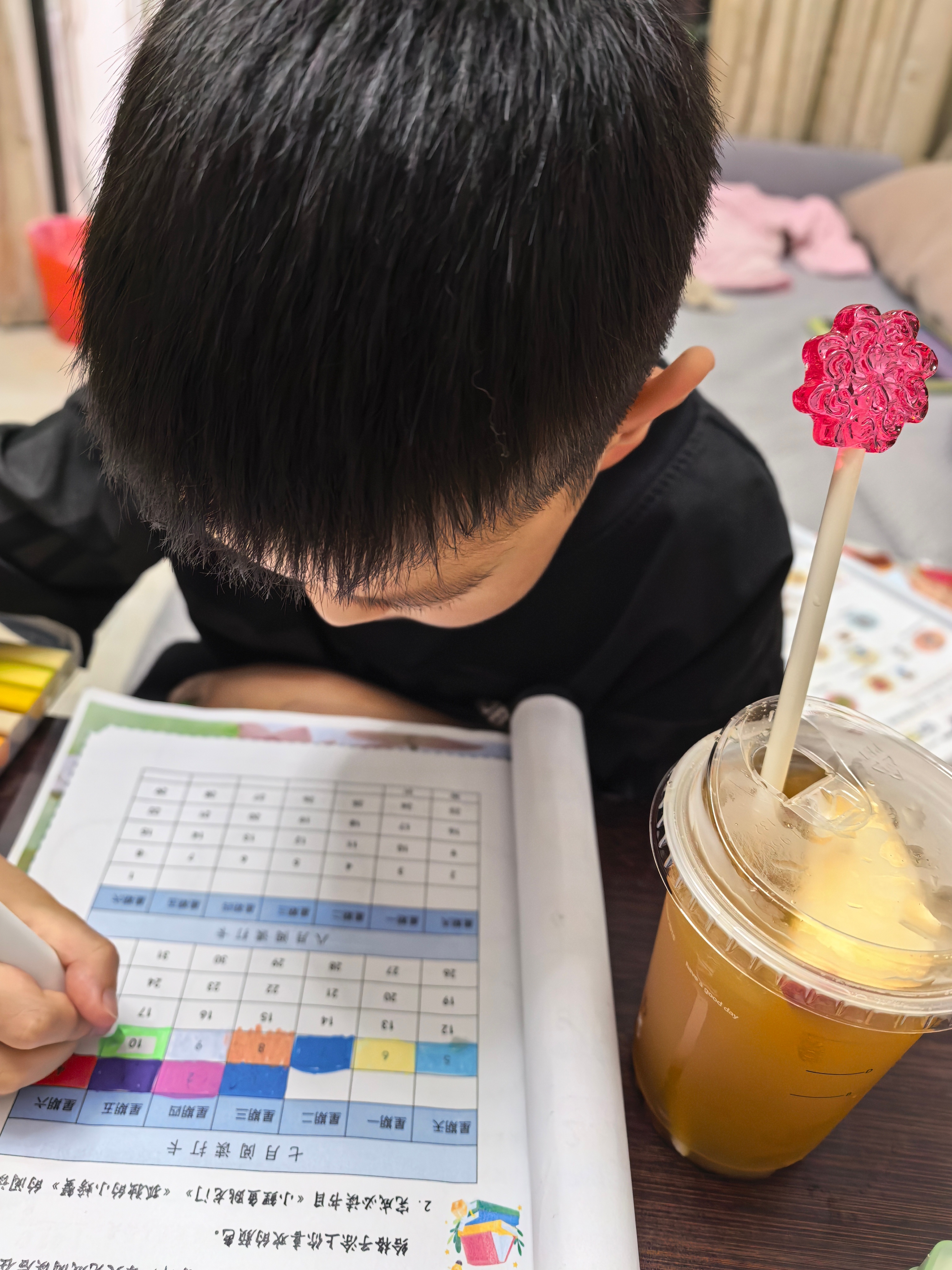 开始补作业了 我不在的日子过得那叫一个潇洒 
