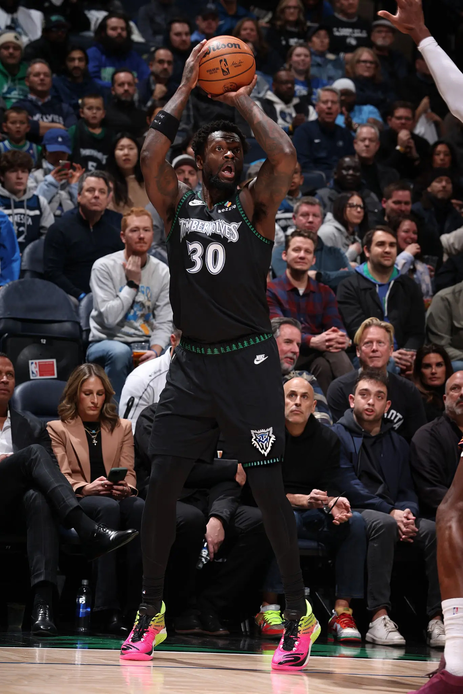 朱利叶斯·兰德尔 · 斯凯奇 SKX Reign