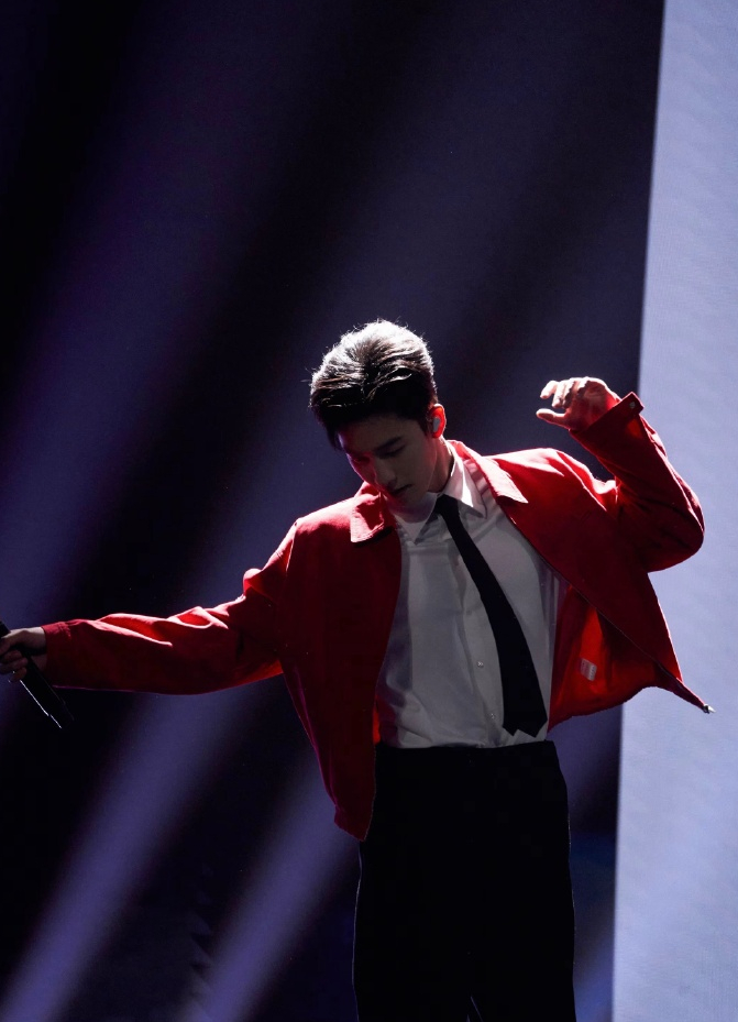 姚冠宇Austin姚冠宇最爱看的一集舞台救命！姚冠宇在《最爱看的一集》舞台上也太