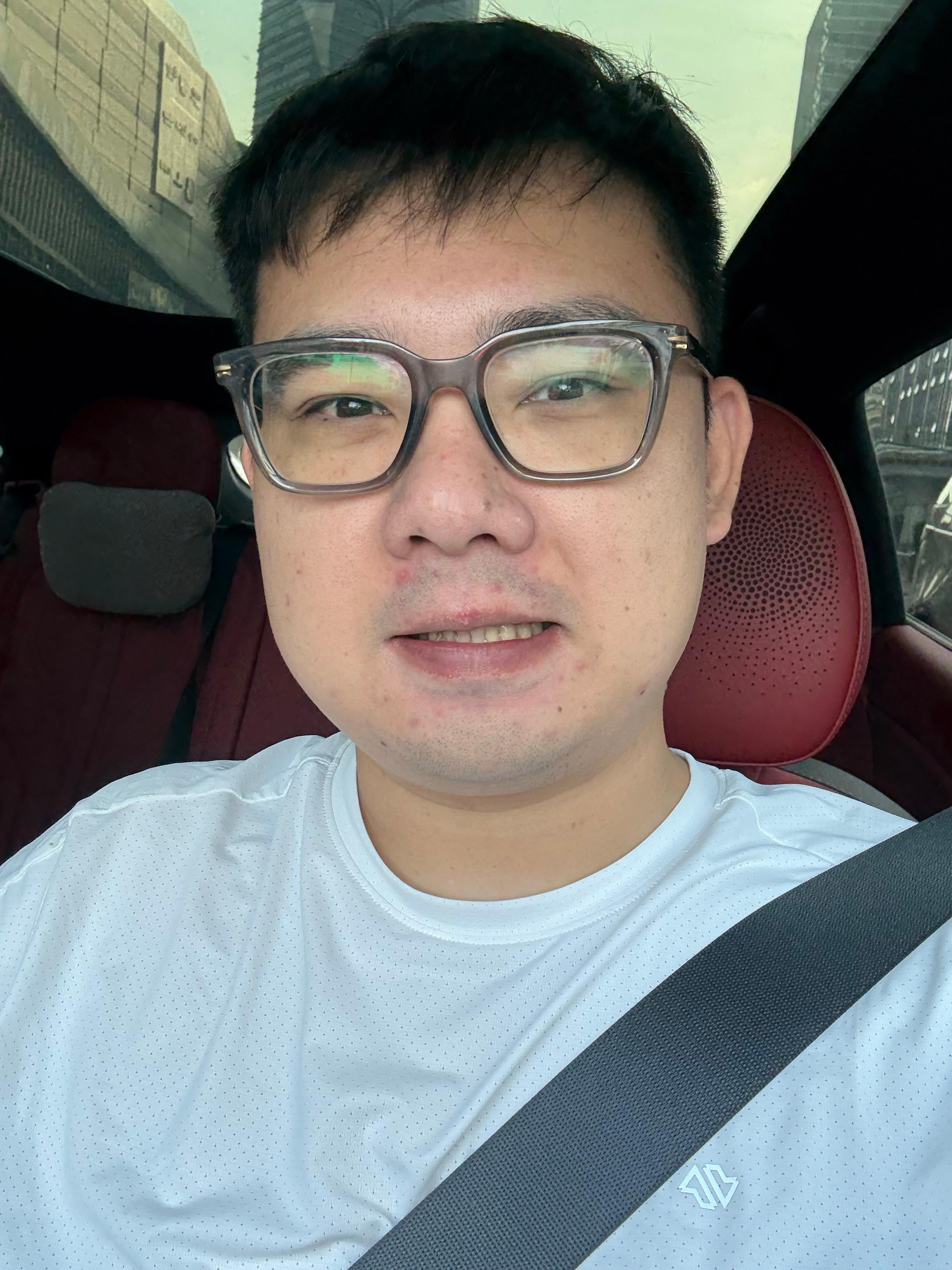 9月打卡健身day2，今天出门车不知道被谁划了。 ​​​