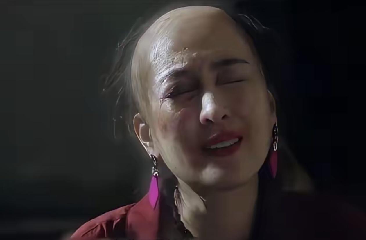 马苏剃光头演家暴乳腺癌配角：放下光环的演员，才守住了演员底色
 
迷雾剧场新作《
