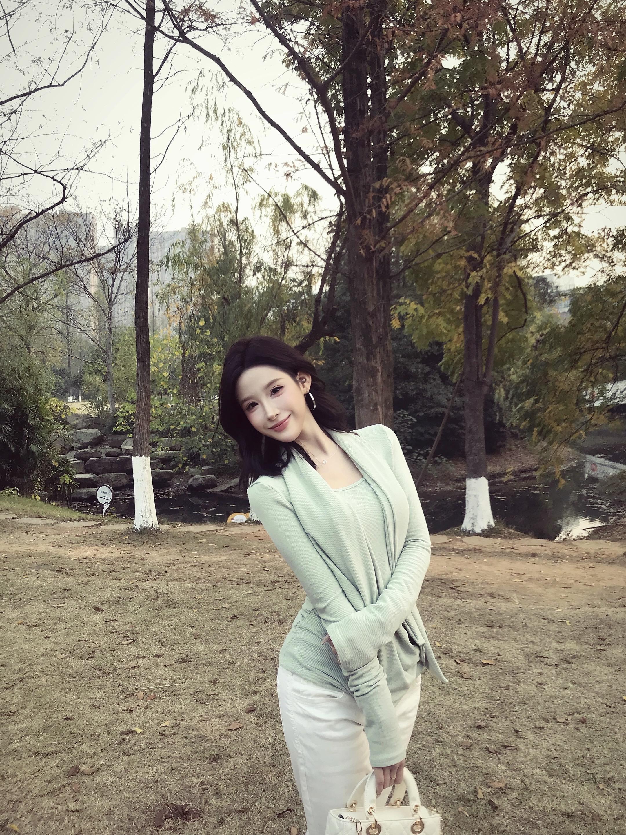 时间会让酸涩的浆果变得愈发甜腻