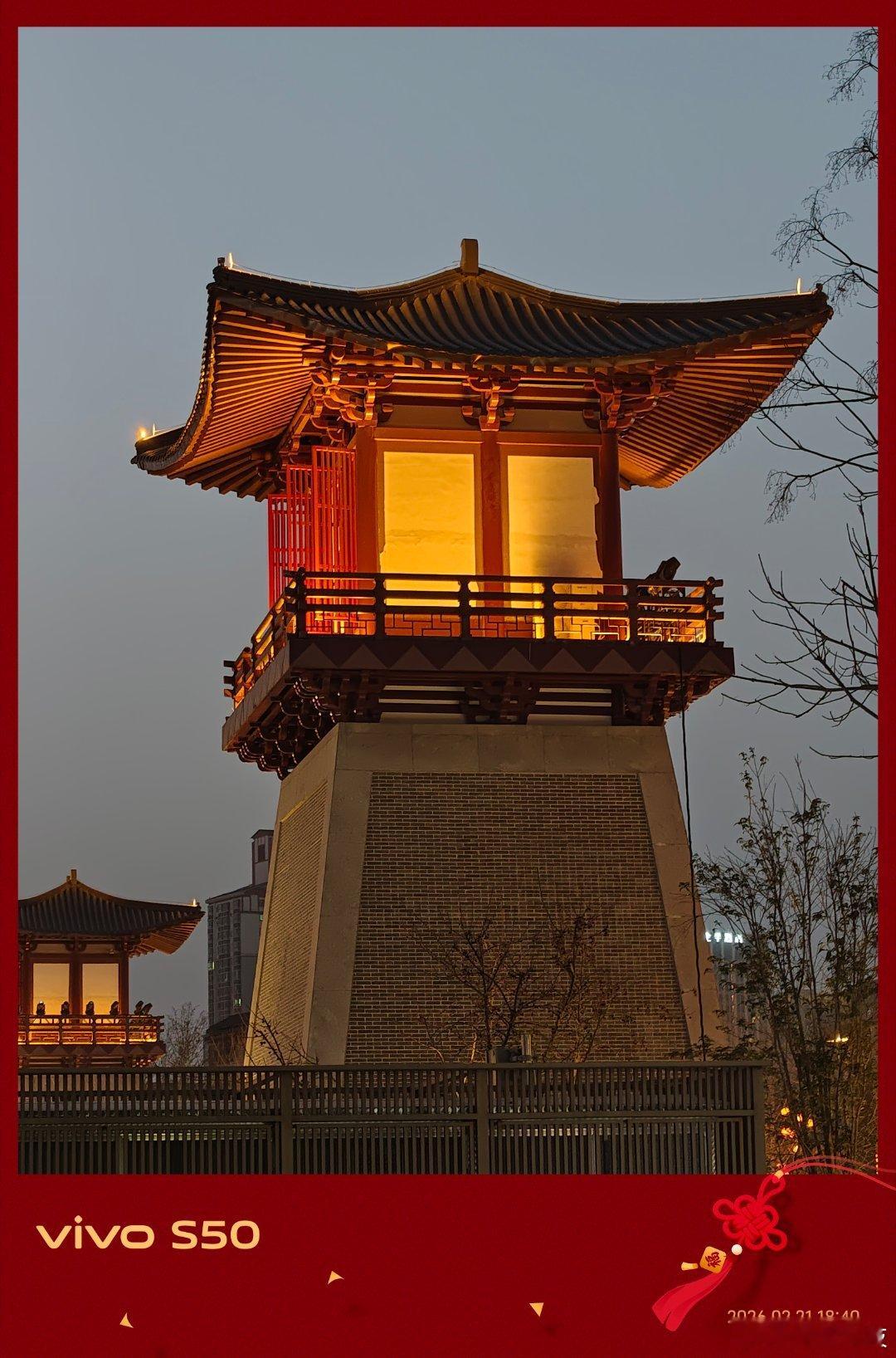 白天的宏大，应对晚上的辉煌，感觉唐朝盛世，就在眼前!vivovivos50