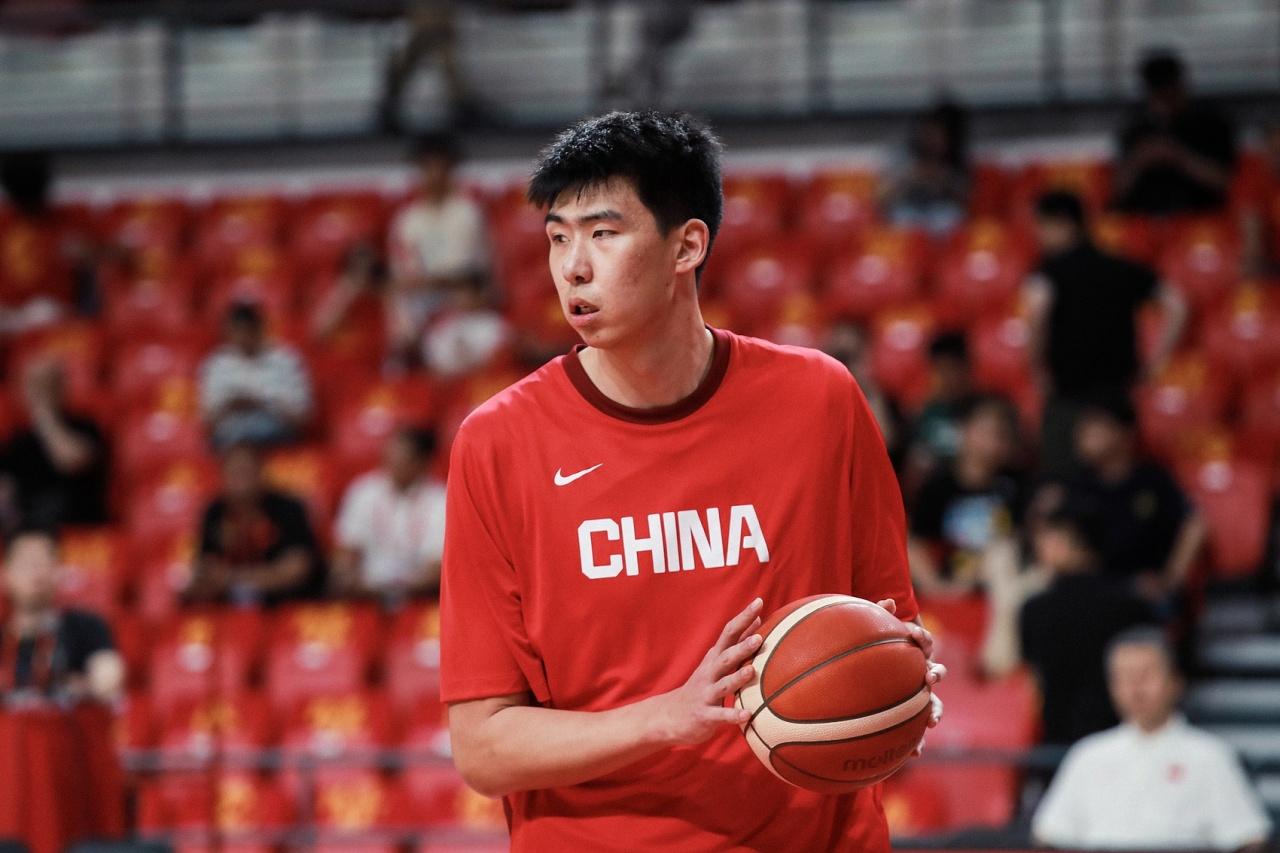 徐昕被埋没太久，他大概率会去冲击海外联赛！

徐昕在CBA比赛中的表现引发了众多