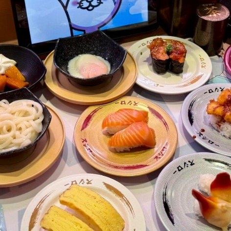 最近“寿司郎”在广东收服务费的事儿可闹得沸沸扬扬。有网友发现，在广东地区的寿司郎