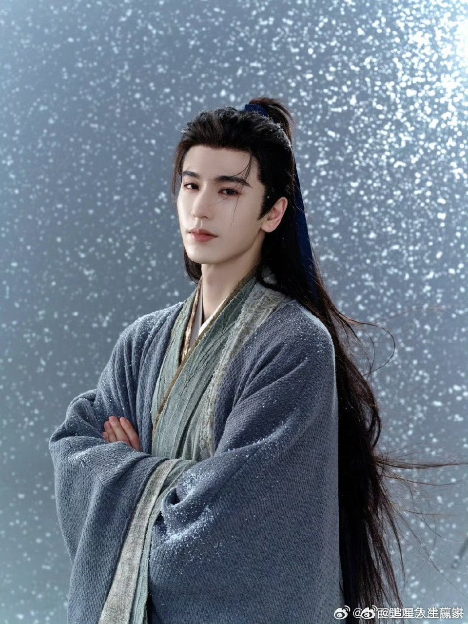《逐玉》定档首日张凌赫谢征就率先破亿了，迎来了第一个未播破亿的角色 张凌赫角色热