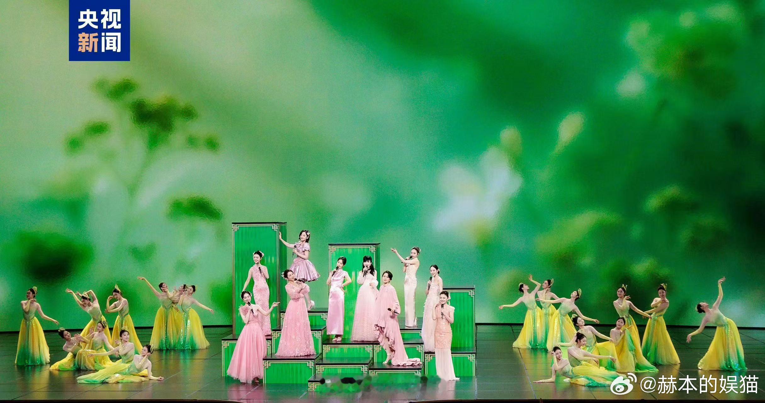 张钧甯春晚采访哽咽除夕夜一起看这个绝美张钧甯