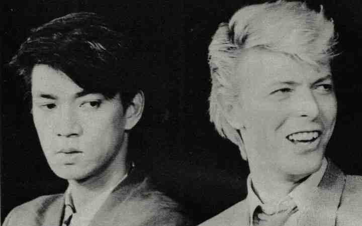 一组坂本龙一和大卫·鲍伊年轻时的旧照大卫·鲍伊78岁诞辰[心]  