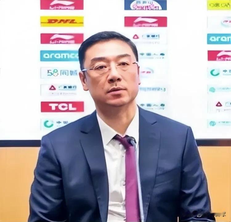 太遗憾了！上海竟然120-121不敌浙江，刘鹏批评这4人表现不合格是输球原因！
